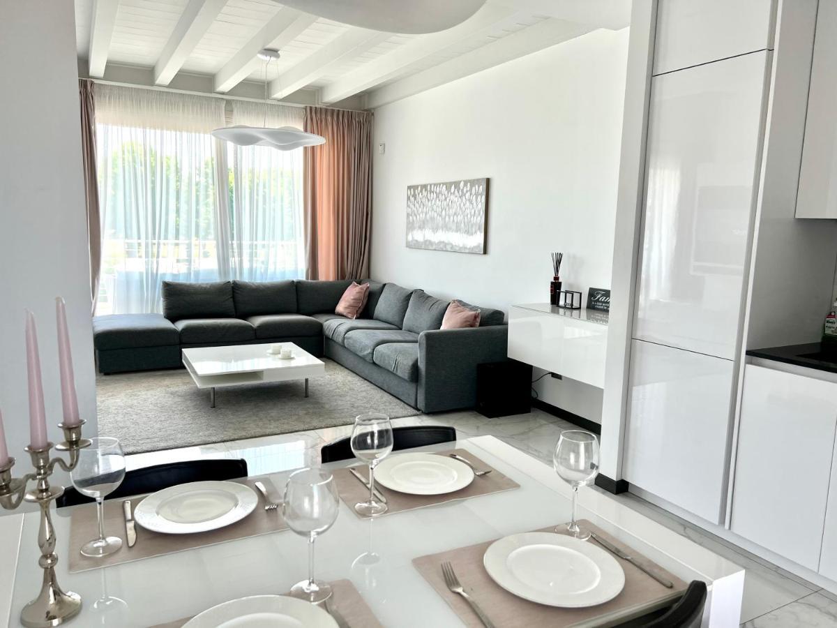 Paganini Suites And Apartments Sirmione Kültér fotó
