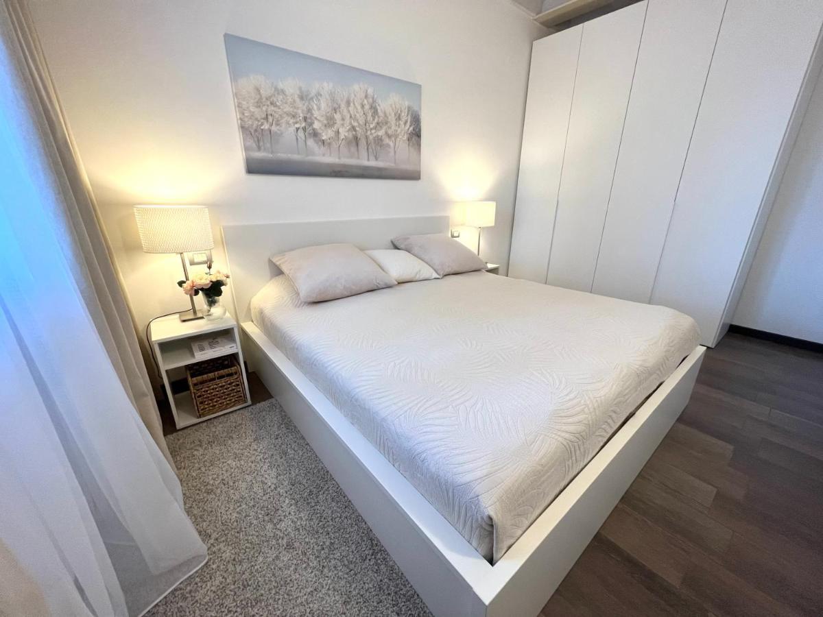 Paganini Suites And Apartments Sirmione Kültér fotó