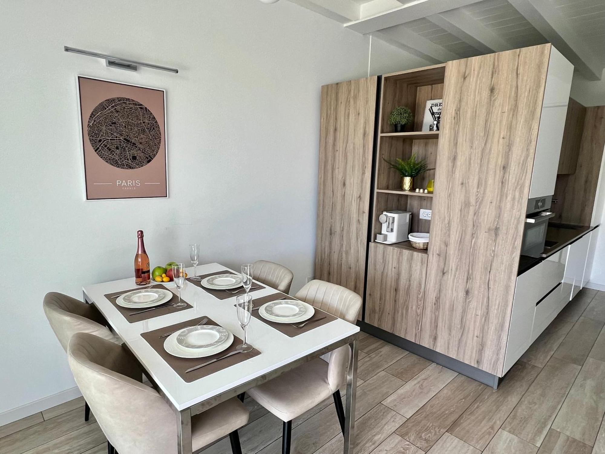 Paganini Suites And Apartments Sirmione Szoba fotó